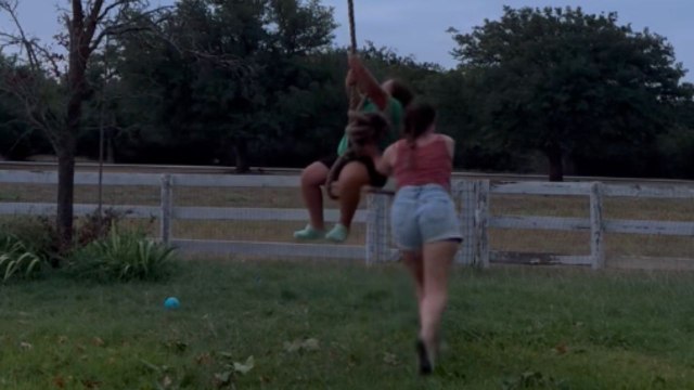 Swinging goes wrong: Girl loses grip on swing and falls