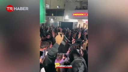 Anlaşma imzalandı halk sokaklara döküldü.