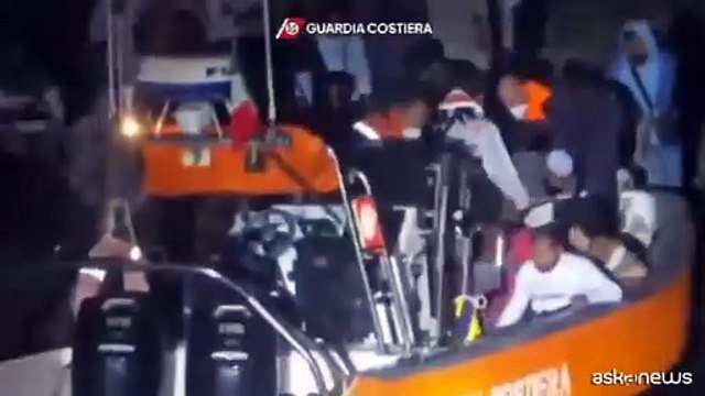 Salvati dalla Guardia Costiera 64 migranti sull'isola di Lampione