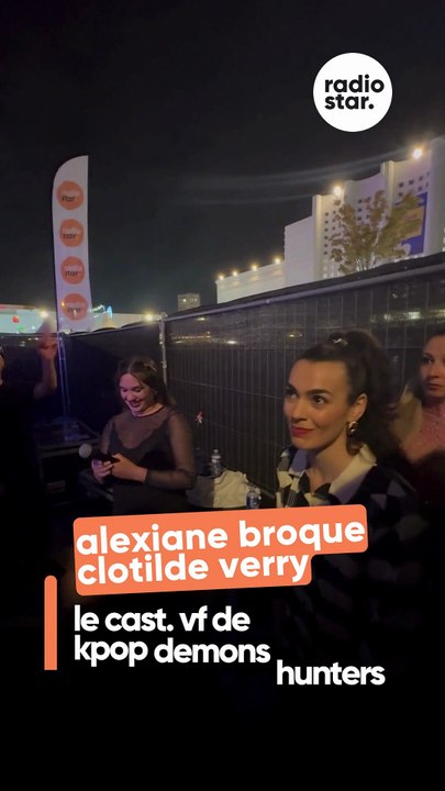 Alexiane Broque et Clotilde Verry (le cast.vf de kpop demon hunters) arrivent sur la scène de la Nocturne de la Foire de Marseille #alexianebroque #clotildeverry #kpopdemonhunters #rumi #zoey #foiredemarseille #concert #live #showcase #radiostar