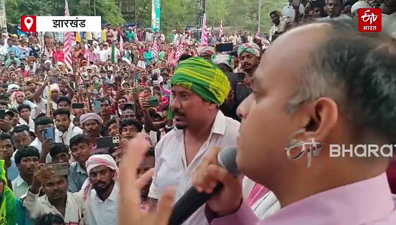 कुड़मी को आदिवासी मे शामिल करने की मांग का विरोध, आदिवासी संगठन ने निकाली विशाल रैली