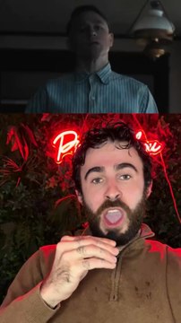 Charlie Hunnam pour son rôle dans Monstre, a rencontré Ed Gein.. d’une certaine manière 😳