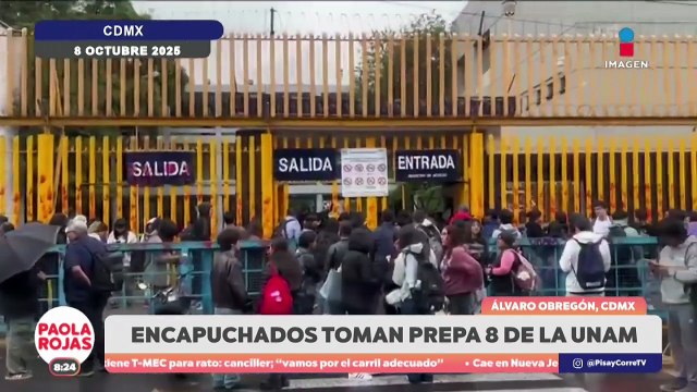 Encapuchados toman la Prepa 8 de la UNAM