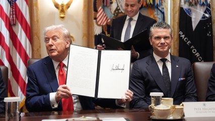 Trump dice que ha "acabado con la guerra" y establece la liberación de rehenes el "lunes o martes"