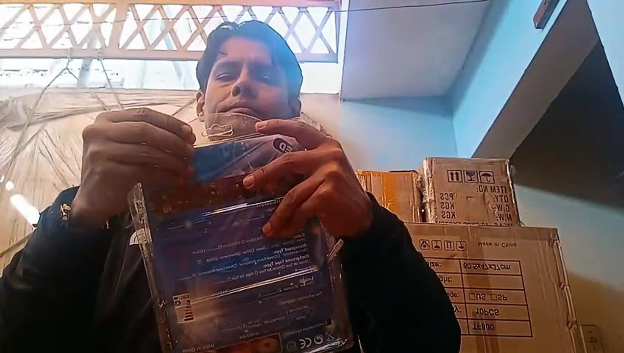 1000367714