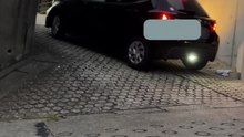 【超危険】急坂をバックで下る。。 #yaris #toyota