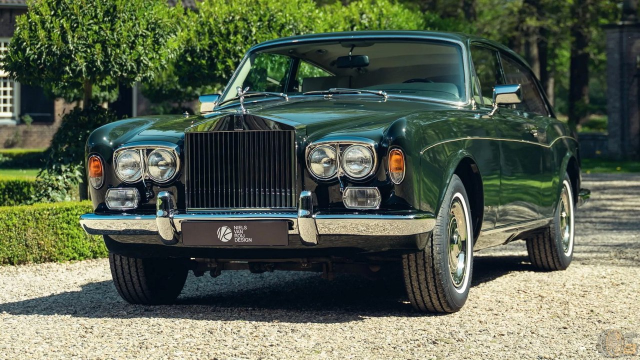 Unikat Rolls-Royce Corniche Shooting Brake by Niels van Roij mit E-Bike-Fahrradträger