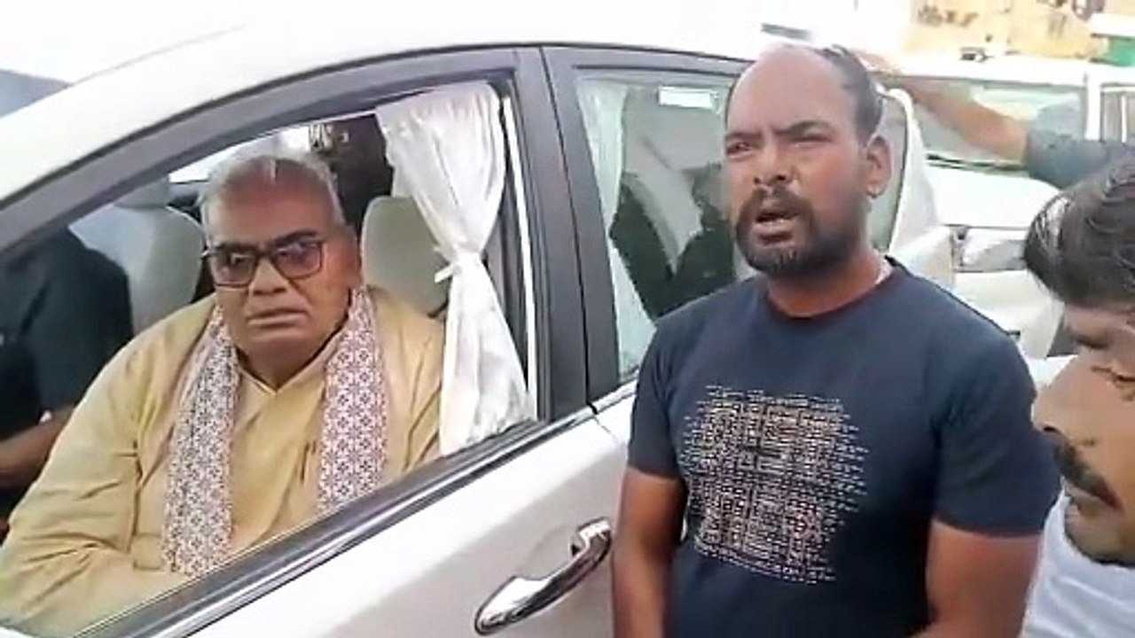 कोटा के एक गांव में गंदी नाली देख भड़के मंत्री मदन दिलावर, VDO को जमकर लगाई फटकार