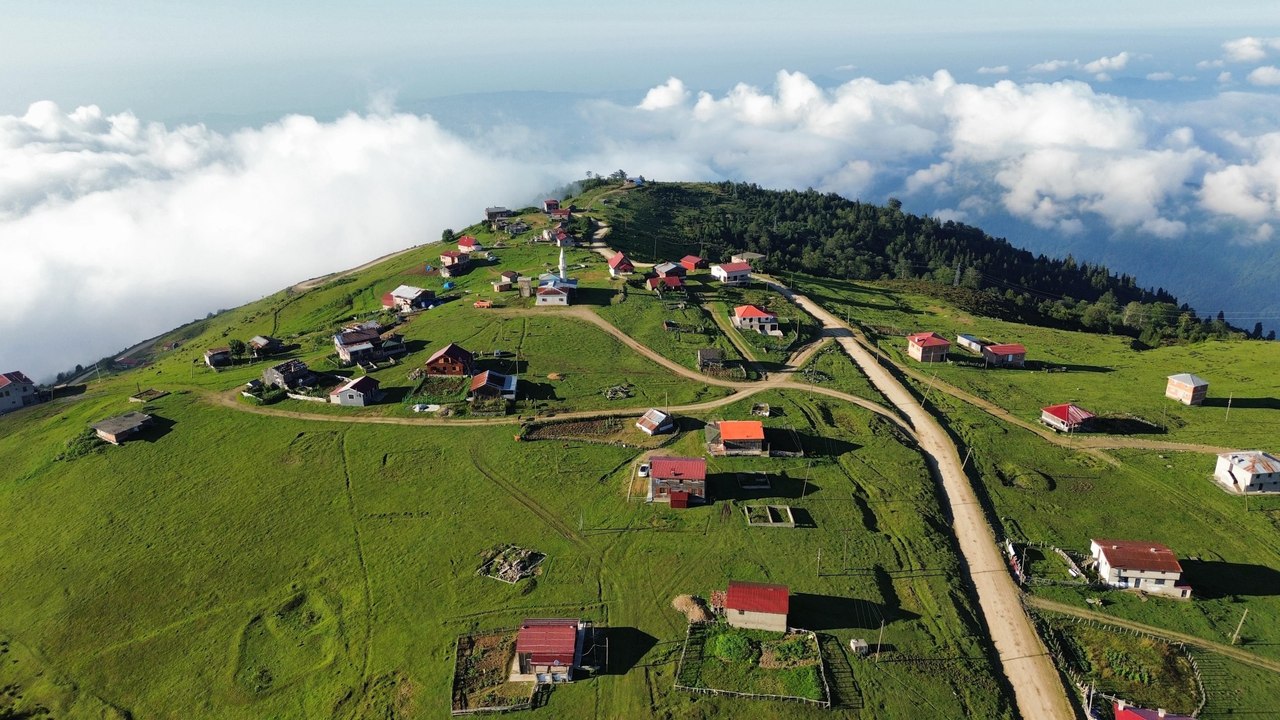 Doğa tutkunları ve yerel halk buraya hayran: Şimdi tam mevsimi
