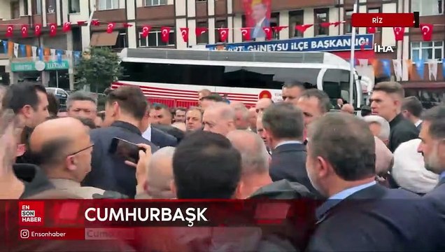 Cumhurbaşkanı Erdoğan cuma namazını Güneysu Merkez Camii'nde kıldı