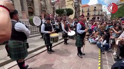 Fusiona Batallón de San Patricio su herencia escocesa con clásicos mexicanos