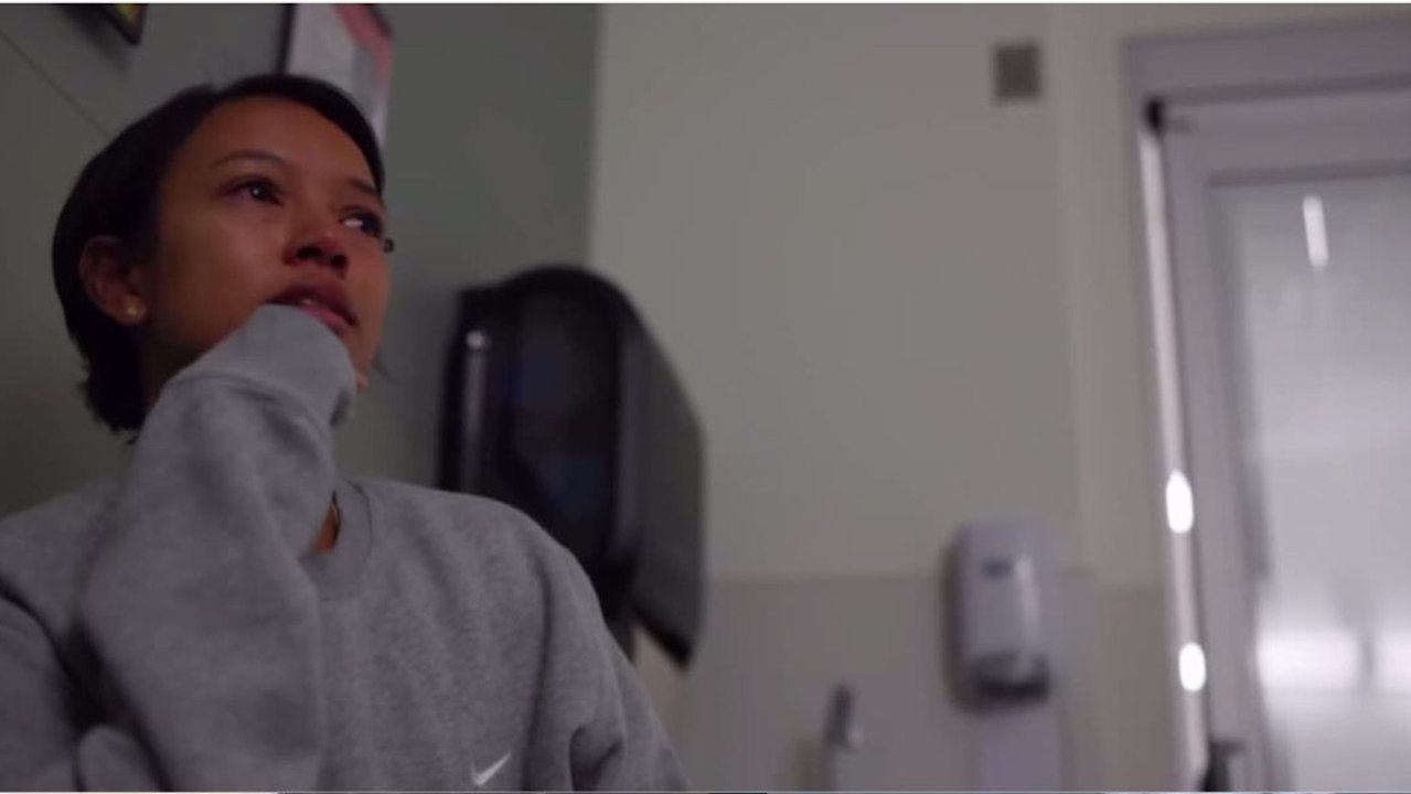 Shedeur Sanders tells his father that things have gone "downhill" since he started dating Karrueche