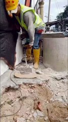 🎥This Is How Real Work Happens in Malaysia 🇲🇾💪📝Hard-working men, hacking the land under the Malaysian #MalaysiaWork #RodVlogs #LaborVlog #HardWork #HackingWork #ConstructionMalaysia #ViralReels #RealLifeWork #RespectWorkers #ManualWork