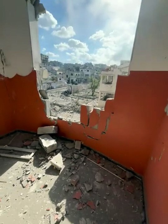 Gaza residents return after two-year war