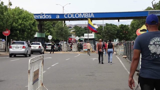 COLOMBIA reacciona al PREMIO NOBEL de la VENEZOLANA, MARIA CORINA MACHADO