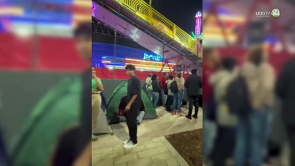 Fans acampan desde la madrugada por el concierto de Caifanes en las Fiestas de Octubre