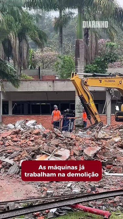 Univali derruba blocos antigos e inicia novo projeto no campus