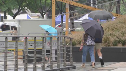 [날씨] 수도권·강원 비 내리며 선선...남부 대체로 맑고 늦더위 / YTN