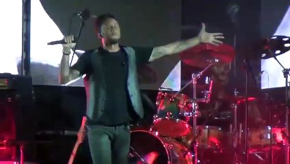 Fabrizio Moro - La felicità (live)