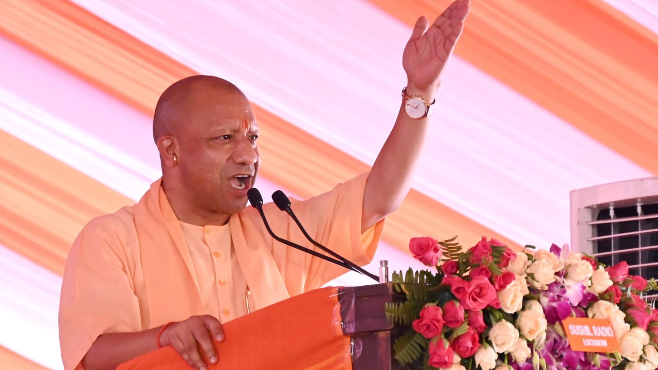ದಂಡಂ ದಶಗುಣಂ ಯೋಗಿ..! ಬಾಲ ಬಿಚ್ಚಿದ್ರೆ ಎನ್​ಕೌಂಟರ್​​​​.. ಇದು ‘ಬಾಬಾ ನ್ಯಾಯ’..!