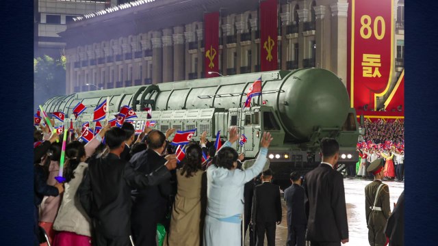 북, 당 창건 열병식에서 신형 ICBM '화성-20형' 공개 / YTN
