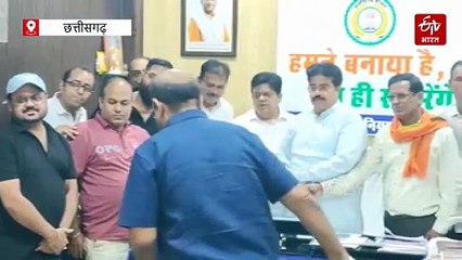 जर्जर सड़क से व्यापारी परेशान, दिवाली में धंधा मंदा होने का डर, महापौर से लगाई गुहार