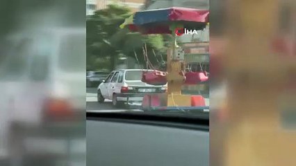 Maganda bu kes kadını sıkıştırdı! O anlar kamerada!