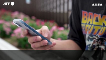 Stop all'abuso di smartphone, una citta' giapponese limita l'uso a due ore al giorno