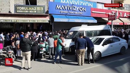 Kahramanmaraş'ta giyim mağazasında indirim kampanyası izdihama neden oldu