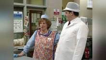 05 - Dinnerladies - Party - Season 1, Episode 5 - Dec 1998 - HD Upscale - Stereo