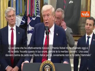 Trump: Vincitrice Nobel pace mi ha dedicato premio, ma non le ho detto "Dammelo che spetta a me"