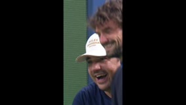 Shanghai - L'image de l'année : l'incroyable accolade entre Arthur Rinderknech et Valentin Vacherot