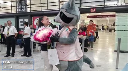 Llegada de Kenia Lechuga, medallista mundial de remo