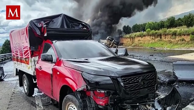 Pipa vuelca y explota en autopista México-Puebla: incendio y caos vial
