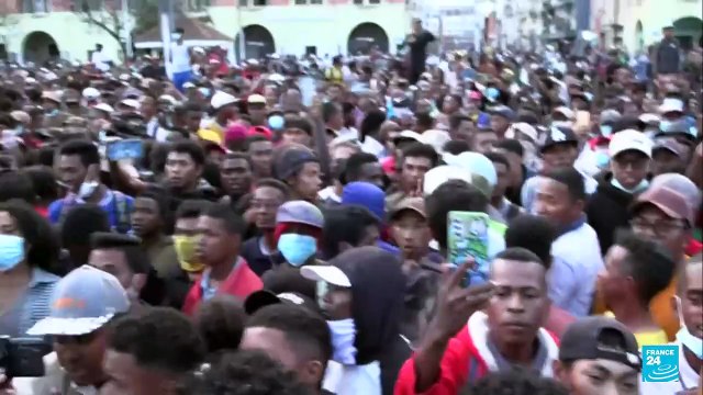 Madagascar: un grupo de militares se unió a las protestas contra el presidente Andry Rajoelina