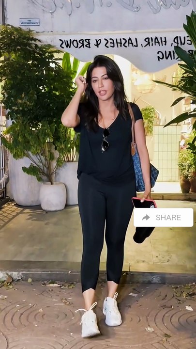 Bollywood Actress Chitrangada Singh Looks Fit After Yoga Class 🌹🔥❤️