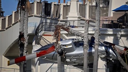 ABD’nin California eyaletindeki Huntington Plajı’nda helikopter kazası: Beş kişi yaralandı!