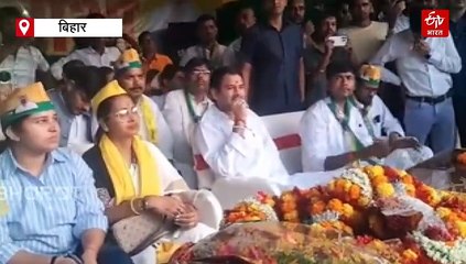 बिहार में तेज प्रताप यादव का जलवा, जलेबी छानकर जीता जनता का दिल...तेजस्वी को किया अनफॉलो