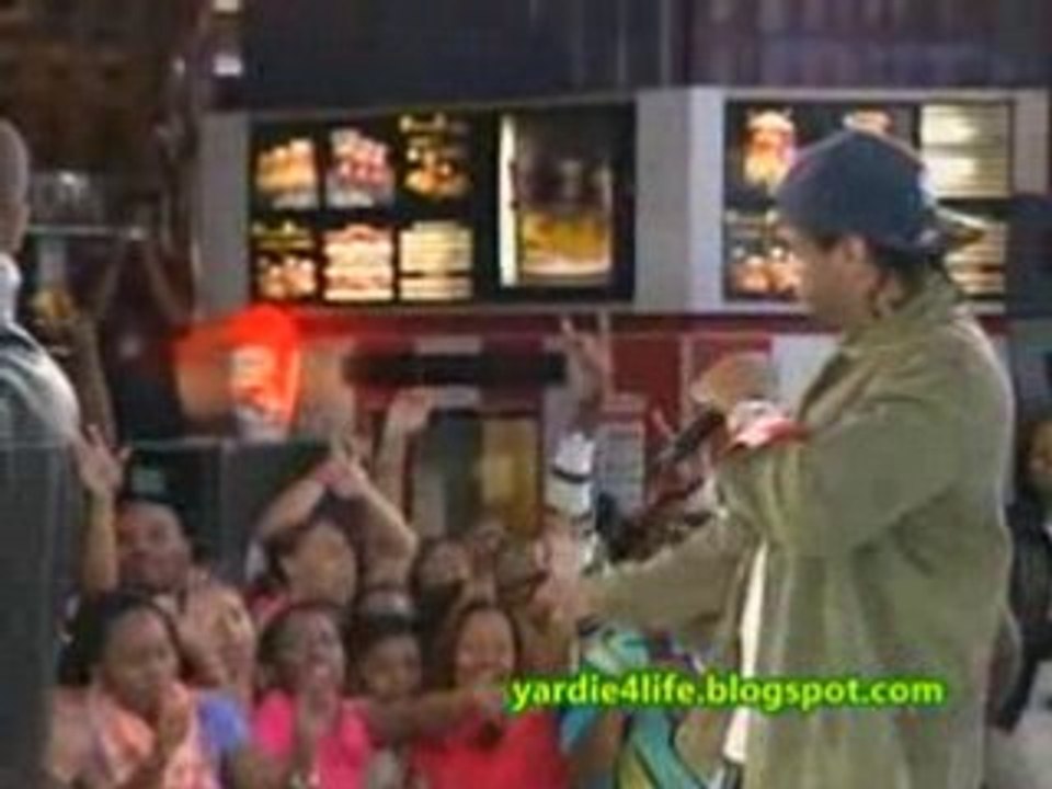 Jim Jones & Juelz Santana - 106&Indiana  Jones