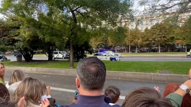Aplausos y vítores a la Guardia Civil en el desfile del 12 de octubre: ¡Viva la UCO!