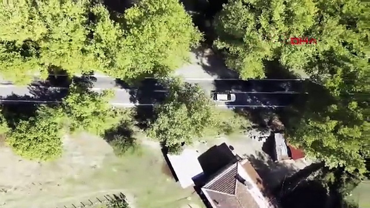 Bu yoldan geçenler hiç bitmesin istiyor! Mest eden manzara