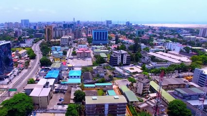 COMMENT MON PATRON MILLIARDAIRE A QUITTÉ SA FIANCÉE POUR UNE FEMME DE MÉNAGE COMME MOI