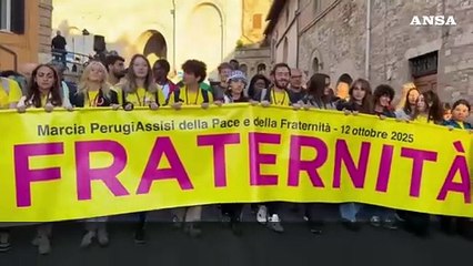 Marcia PerugiAssisi, Lotti: "Dobbiamo riscoprire il mestiere della pace"