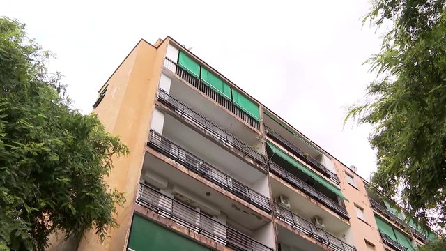 Encuentran el cadáver de un hombre que llevaba muerto 15 años en su casa de Valencia