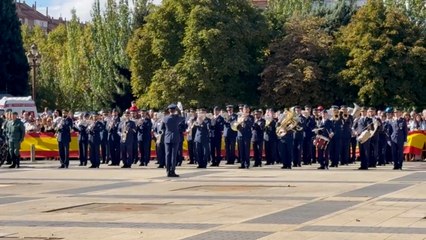 El himno a la Guardia Civil suena en la explanada de San Marcos