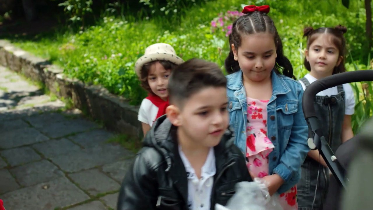 Yıldız, un amor indomable - Capitulo 215 (Español)