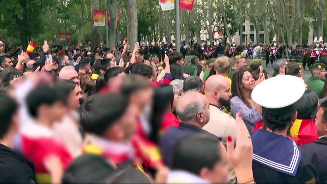 Autoridades nacionales y regionales asisten al desfile del 12-O marcado por la ausencia de Vox