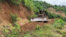 Quick Road Repair Using D6G Bulldozer in Palm Oil Plantation