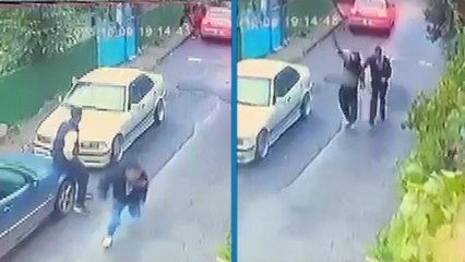 Otomobille gelip rastgele ateş açtılar, bir kişi kaçırıp darbettiler; o anlar kamerada