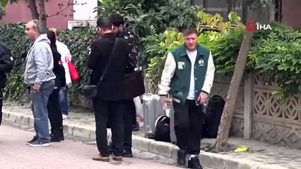 Tahliye kararı verilen binada korkulan oldu